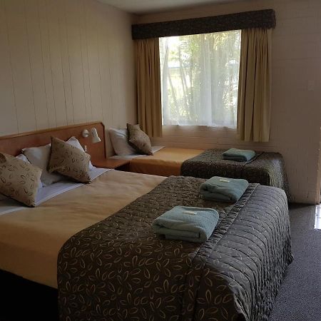 Peppercorn Motel Clermont Bagian luar foto
