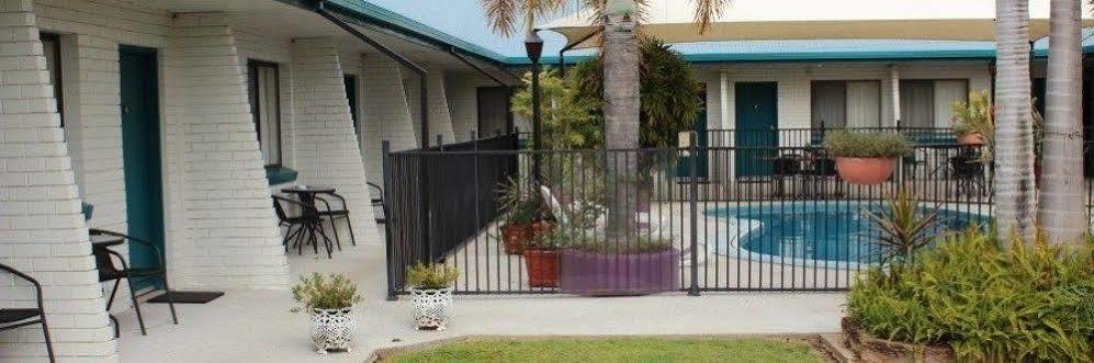 Peppercorn Motel Clermont Bagian luar foto