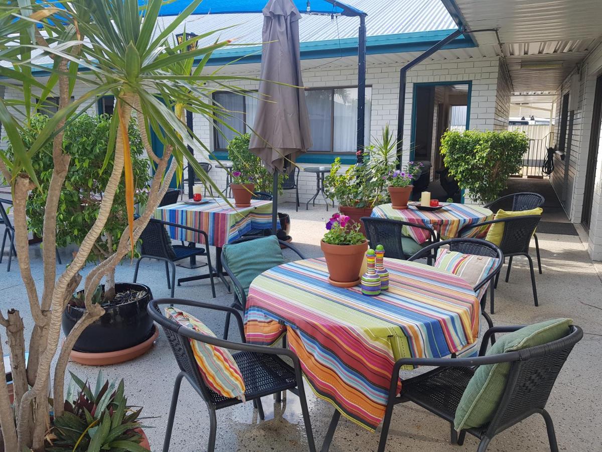 Peppercorn Motel Clermont Bagian luar foto