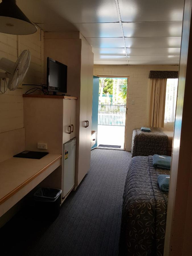 Peppercorn Motel Clermont Bagian luar foto